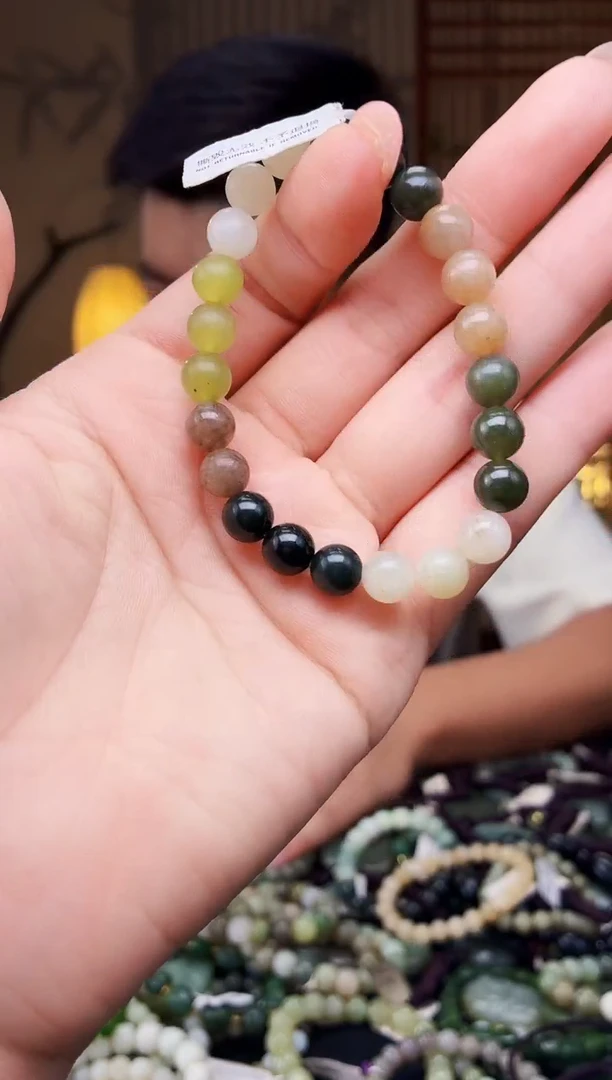 颈饰未镶嵌和田玉多样性发货，拍一发一