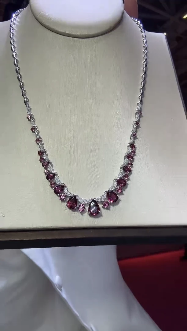 颈饰银S925镶嵌石榴石9*7mm套链
