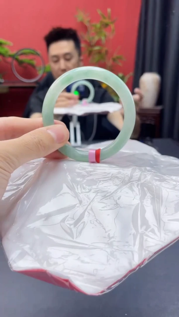 未镶嵌手镯翡翠11