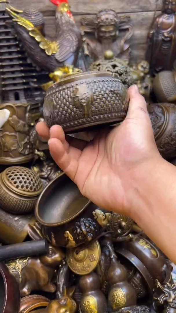 精美铜器，点击下单