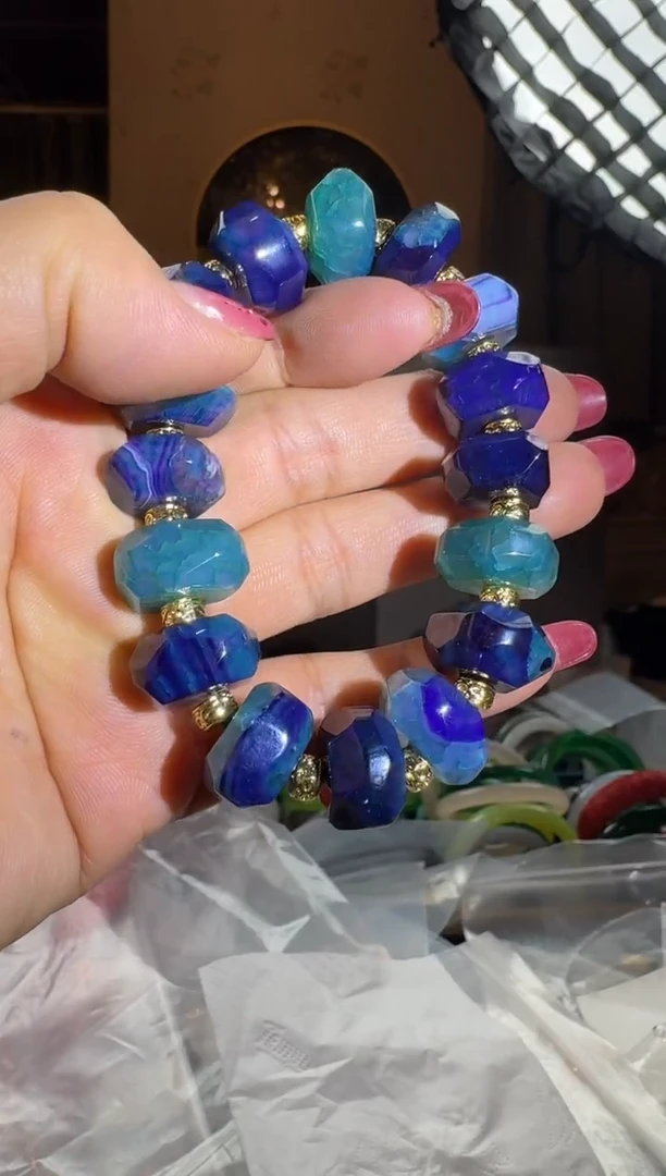 【闪购商品】玛瑙/玉髓手串未镶嵌紫俱来玛瑙手串