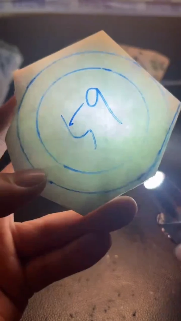 未镶嵌手镯定制翡翠溺**鱼翡翠