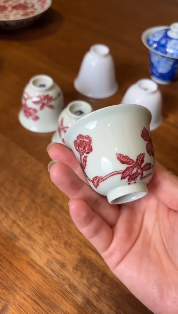 闪购全红釉里红花杯