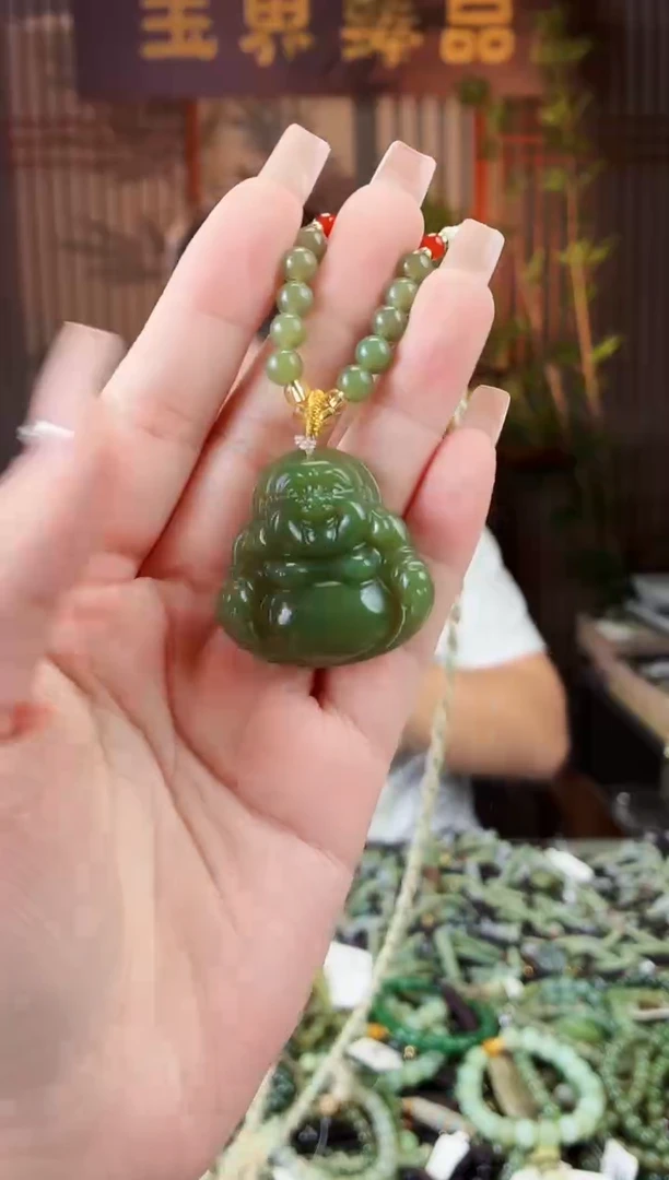 和田玉未镶嵌颈饰拍一发一