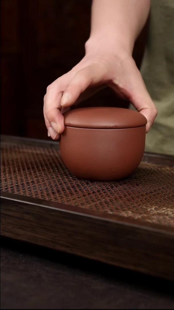 茶壶紫砂底槽清橡果茶叶罐