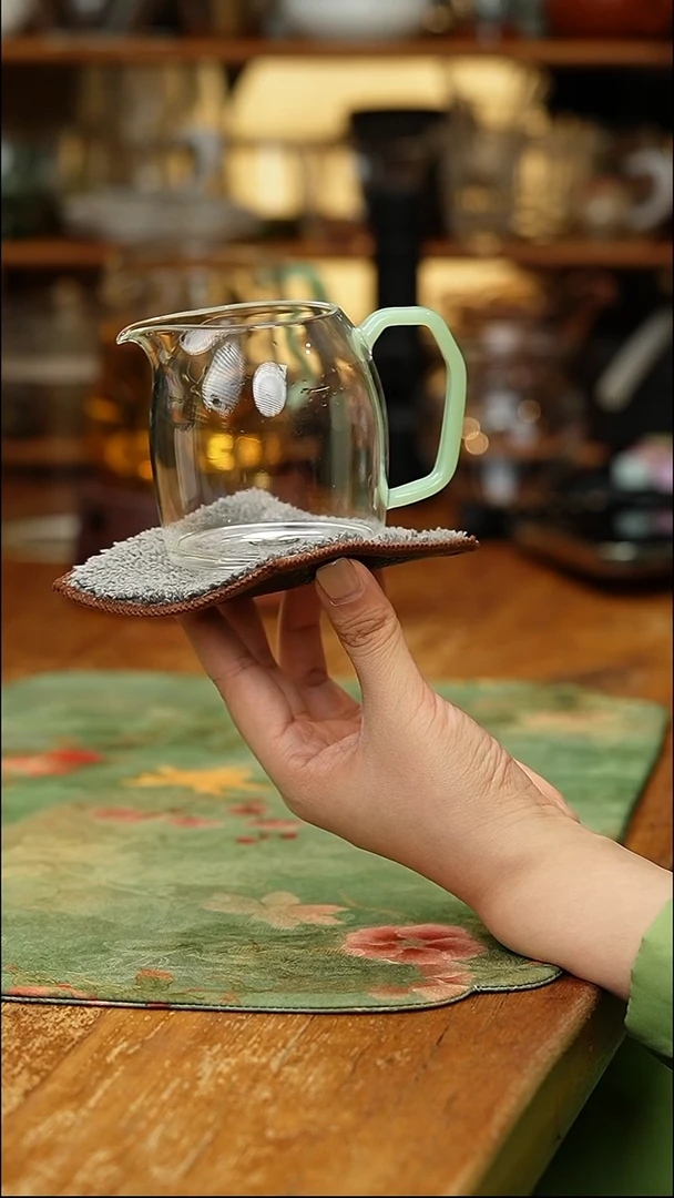 暗香疏影秦权匀杯浅玉+暗香疏影咖皮绒杯垫