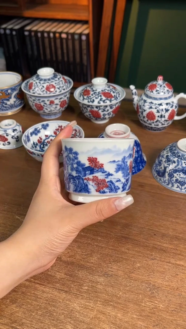 阳春白雪青花釉里红山水直口杯