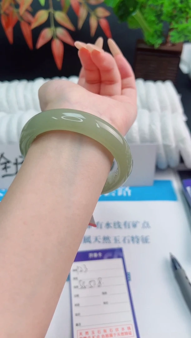 未镶嵌手镯石英质玉东陵玉123-圈口57.8-213