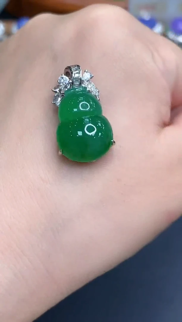 颈饰18K金镶嵌翡翠474-中国好珍宝