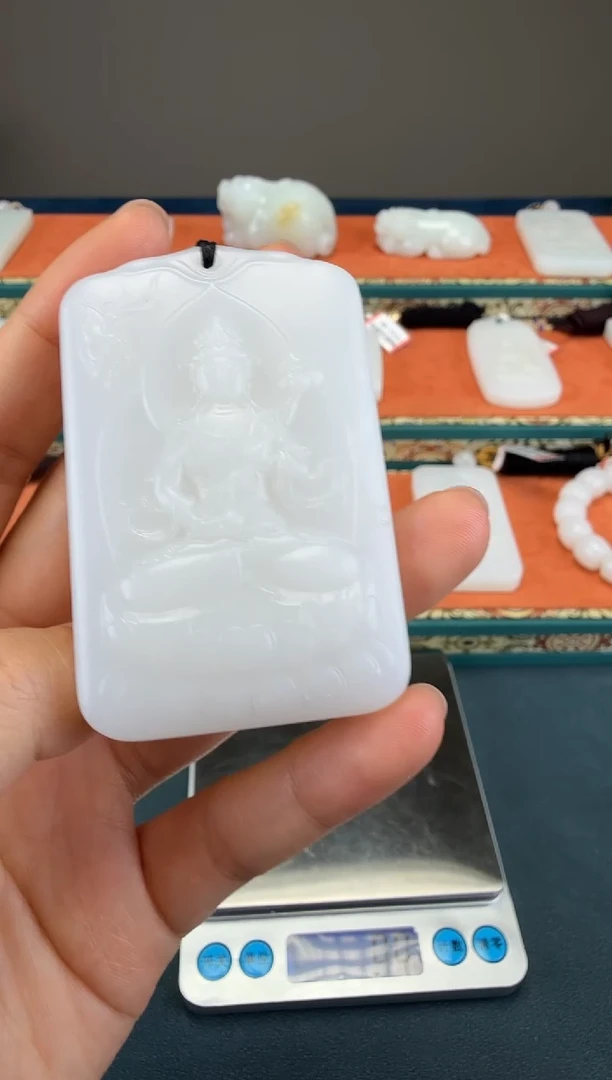 颈饰未镶嵌和田玉1