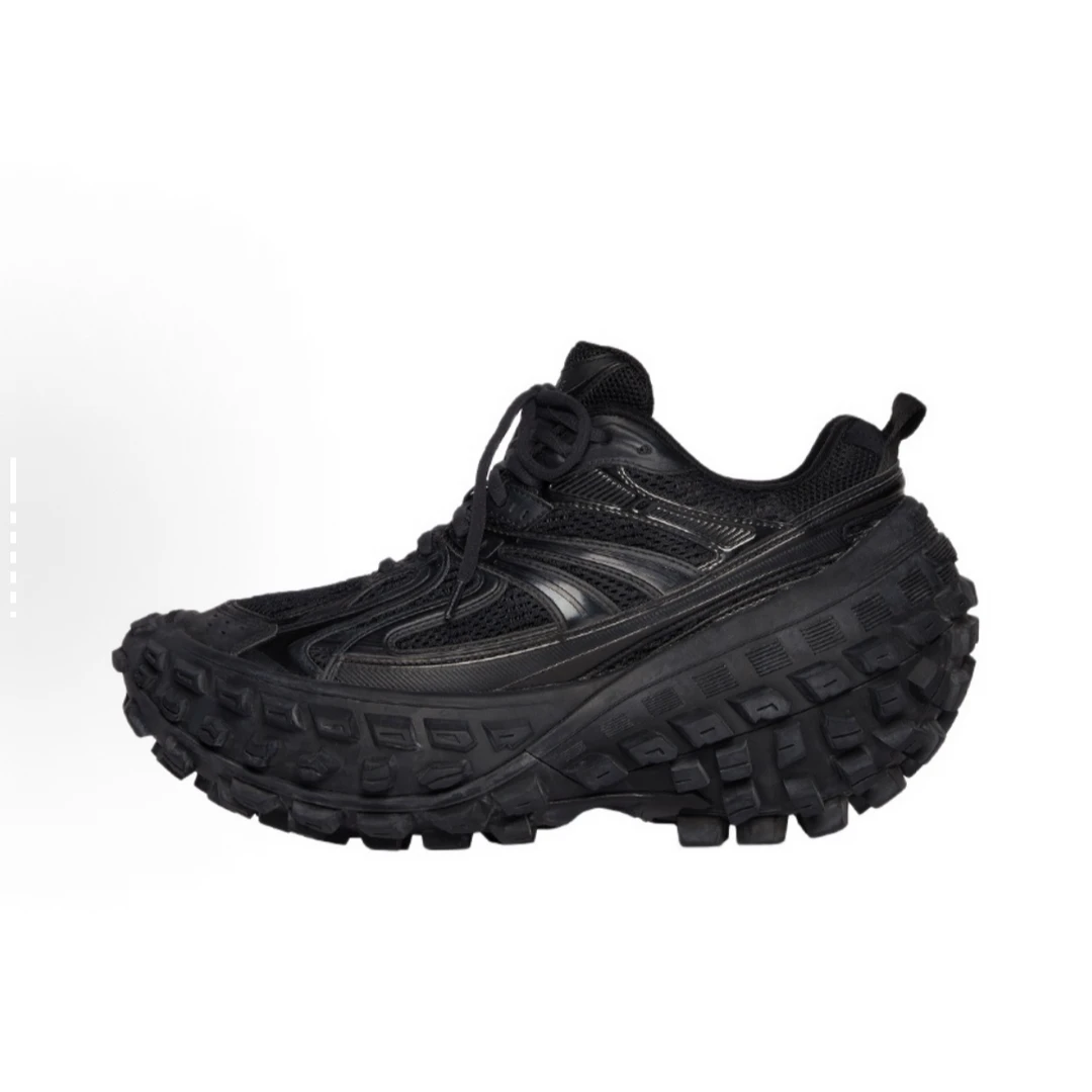 未使用 Balenciaga/巴黎世家 黑轮胎鞋 40-44码