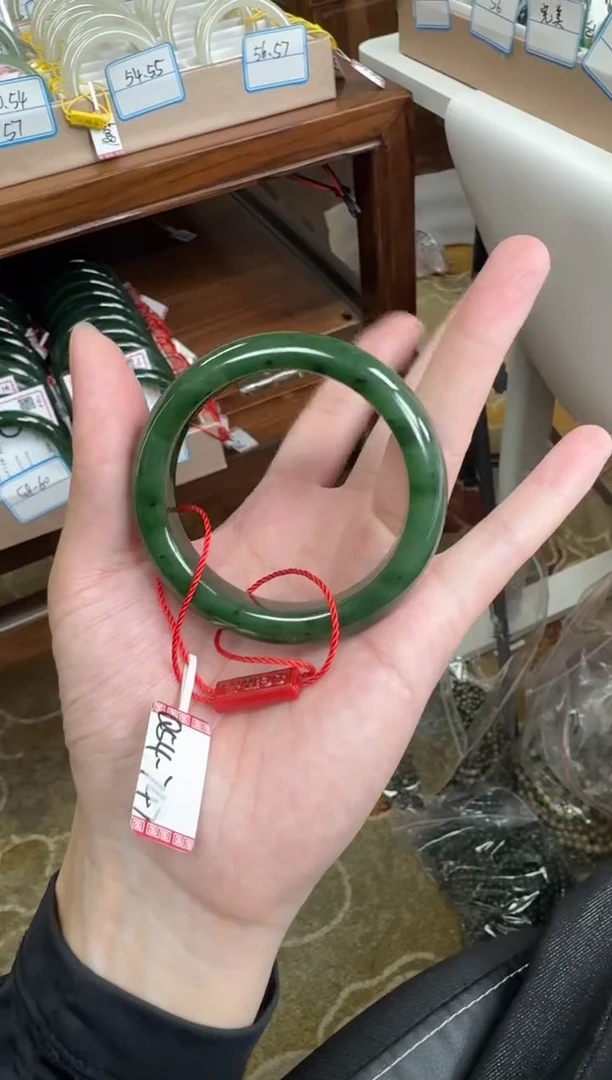 未镶嵌手镯和田玉54-