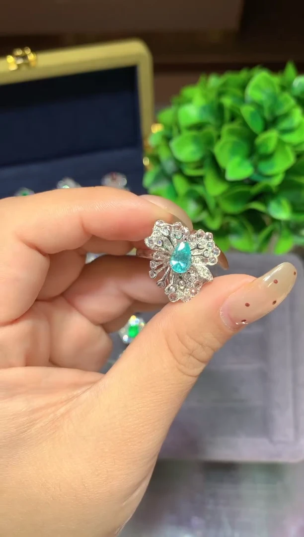 18K金镶嵌戒指碧玺S****肉1.02ct