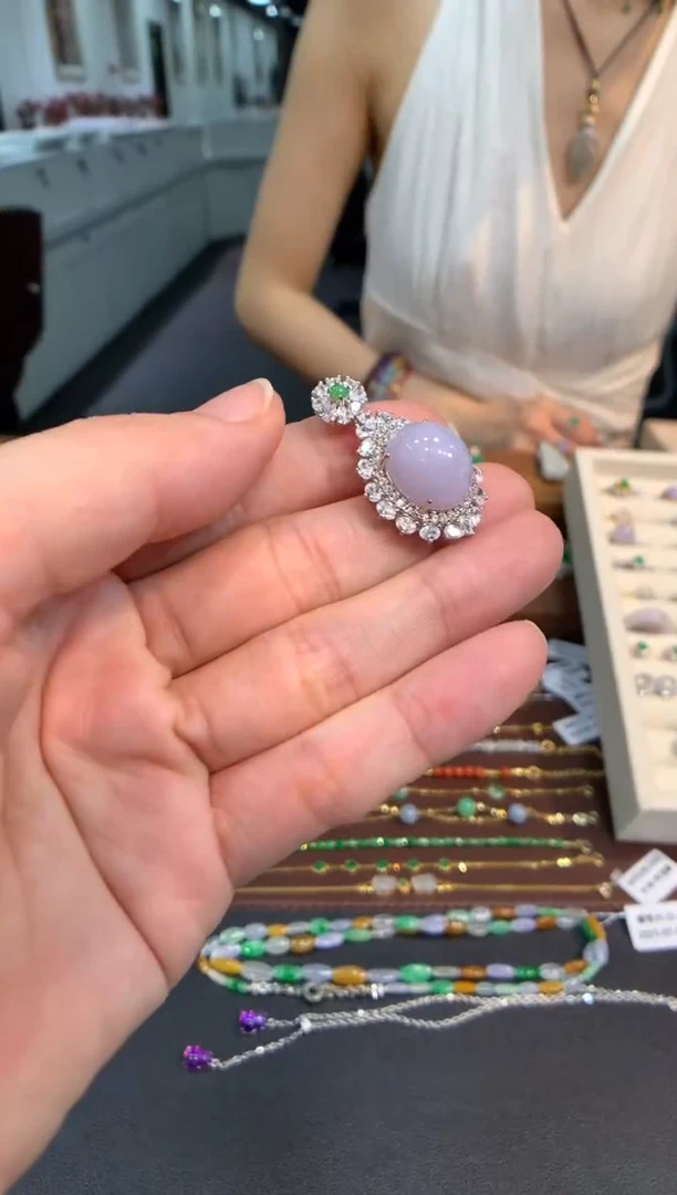 翡翠银S925镶嵌颈饰蛋面