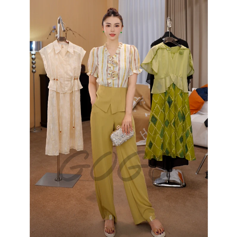 阳光日记 G6571夏季甜美减龄立体花朵2025条纹短袖直筒裤两件套装