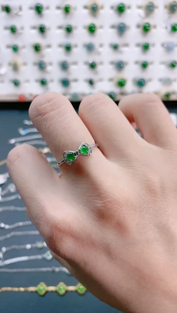 【闪购商品】翡翠戒指银S925镶嵌天然翡翠