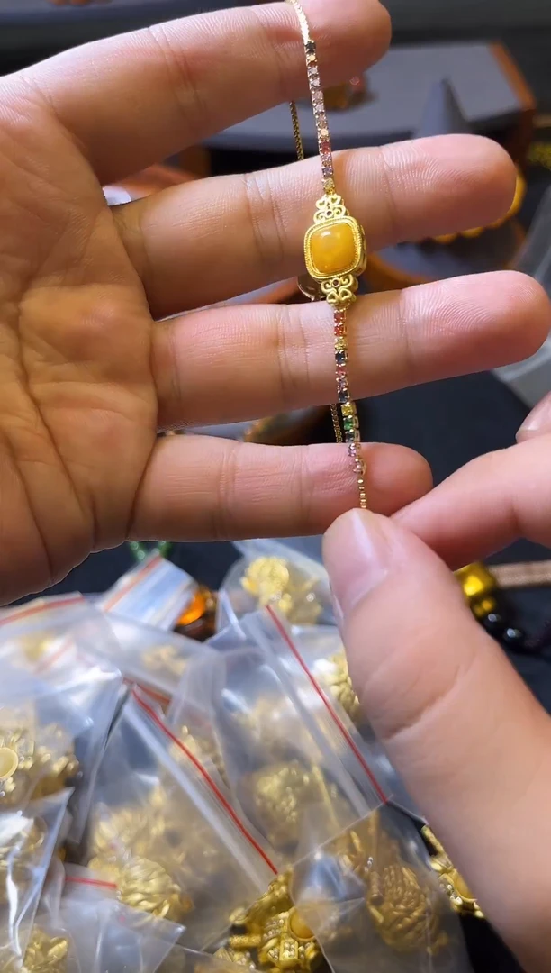 手链琥珀合金蜜蜡蛋面手链