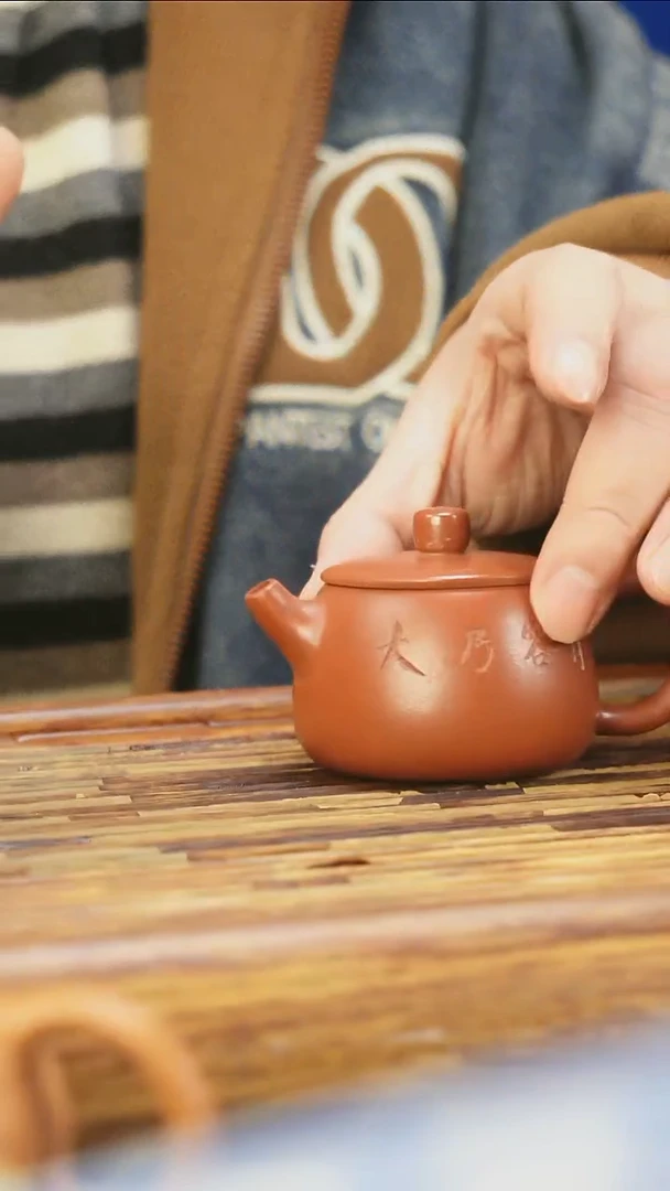 茶壶紫砂赵庄朱泥刻绘小高瓢