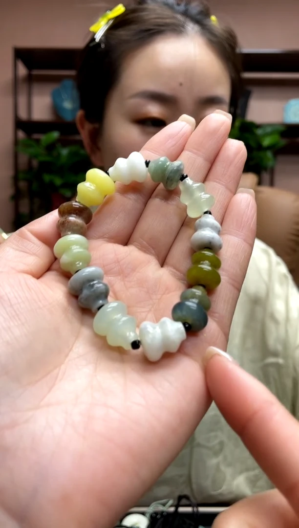 岫玉未镶嵌手串·