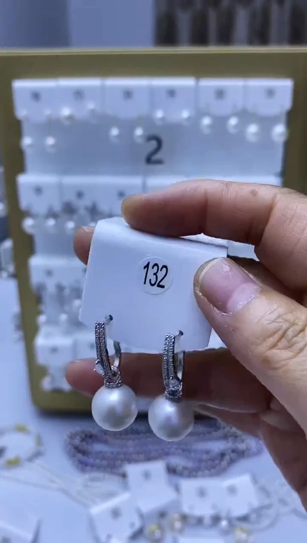 银S925镶嵌耳饰淡水珍珠132