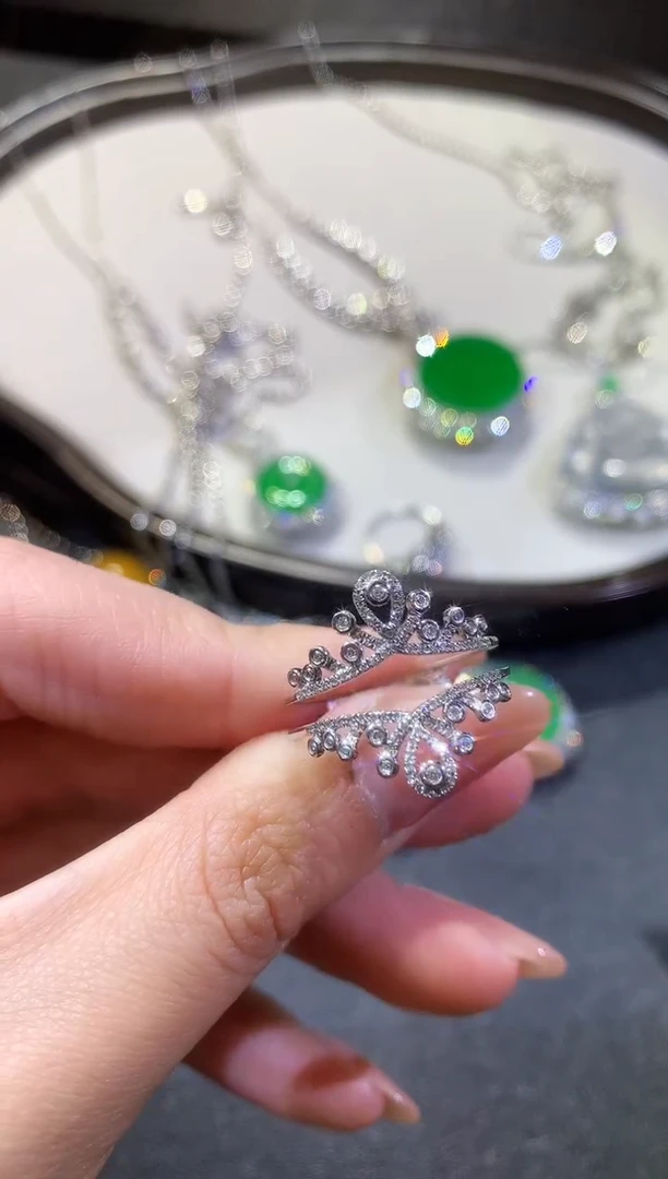 【闪购商品】钻石戒指/指环18K金镶嵌170-戒指