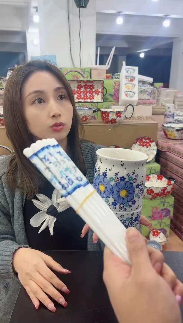 【闪购商品】瓷勿忘我双层筷子筒+5双玉树银花筷子