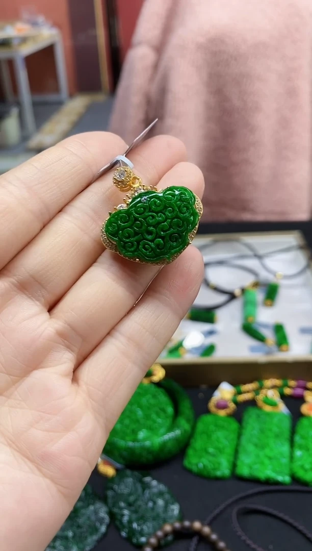 颈饰未镶嵌翡翠翡翠吊坠