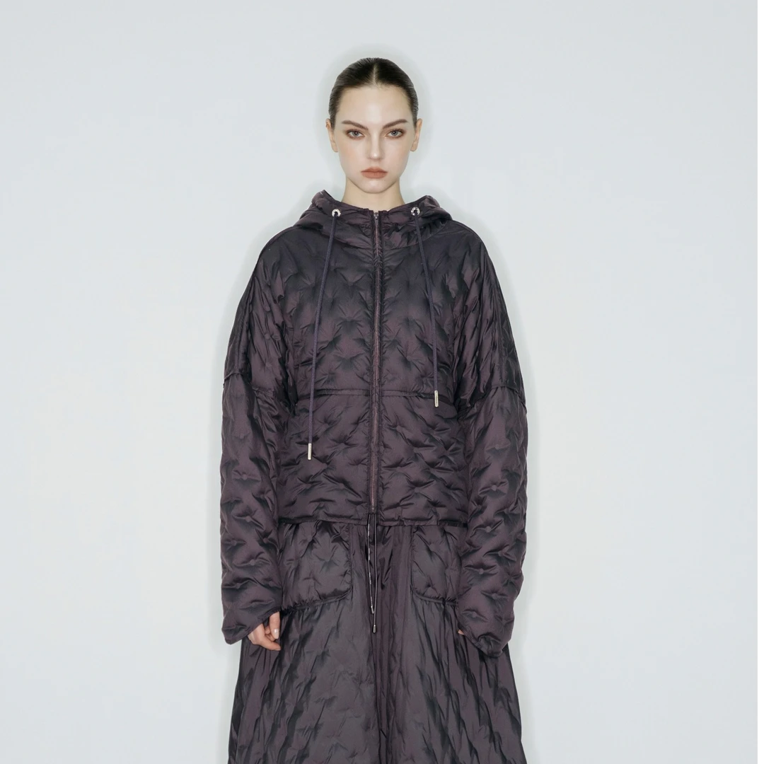 Auuuu/EOEZ 运动时尚休闲连帽秋冬鹅绒服EZY3069