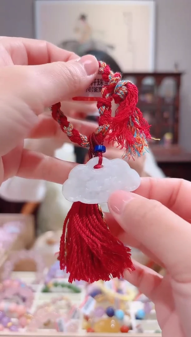 【闪购商品】翡翠手绳未镶嵌设计款珠串多样性发货其一