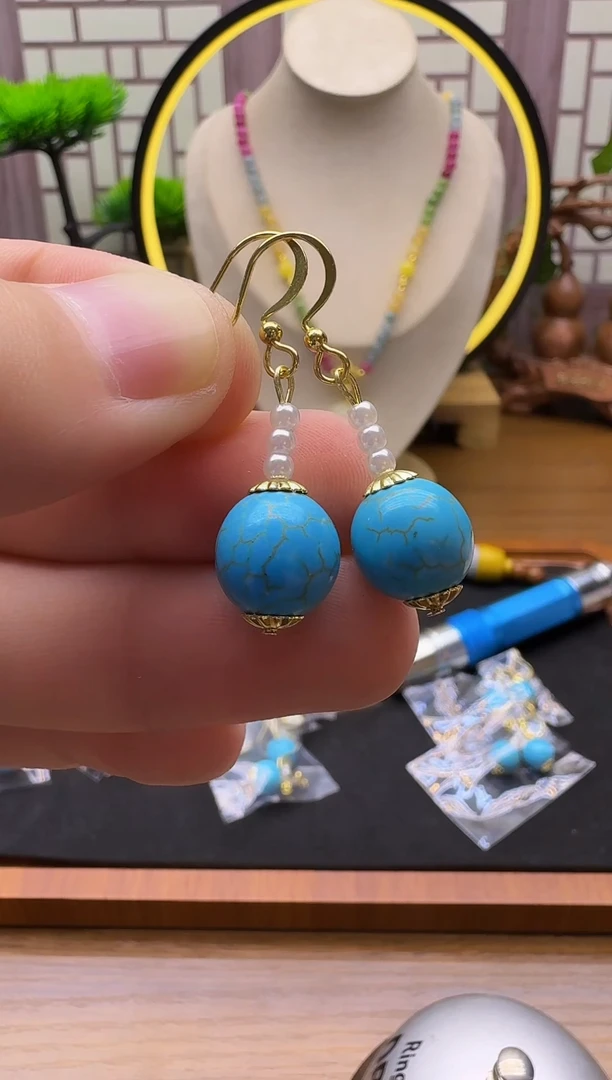 14K金镶嵌耳钉玛瑙/玉髓E01