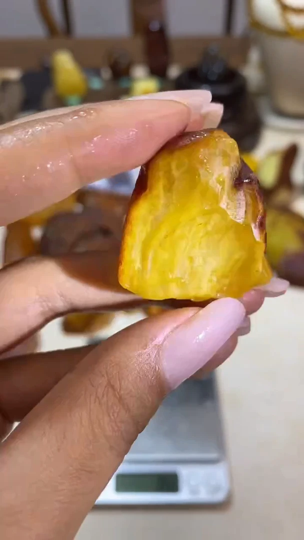 定制琥珀天然琥珀蜜蜡原石9.7g