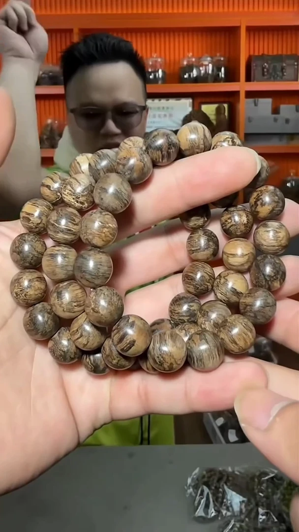 沉香手串57号单圈海南古董香18g1.2多样性发一