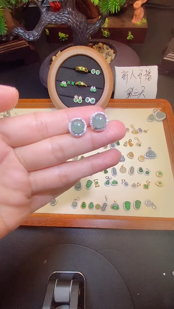 吊坠(不含链)银S925镶嵌翡翠1