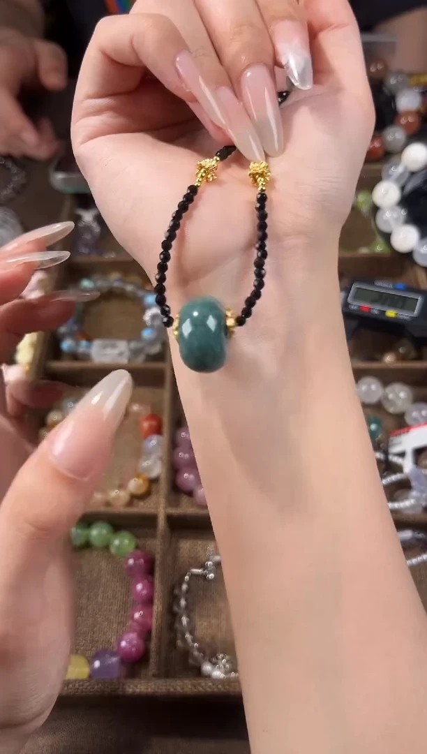 翡翠未镶嵌项链0037翡翠项链