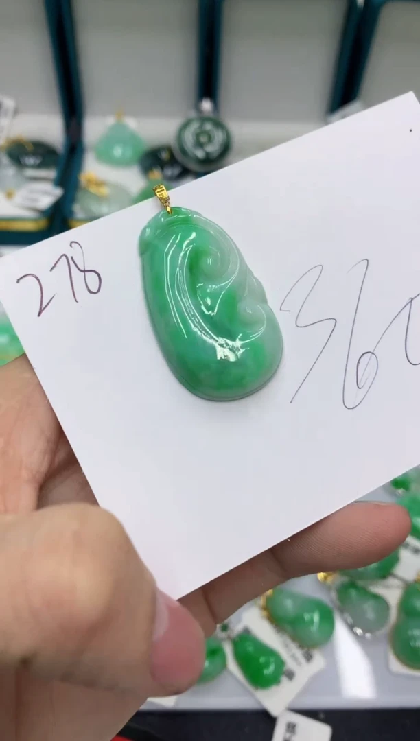 【闪购商品】翡翠颈饰18K金镶嵌11111111