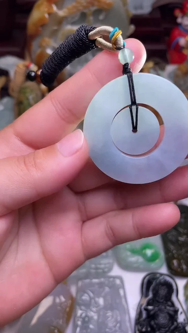 颈饰未镶嵌翡翠扣子