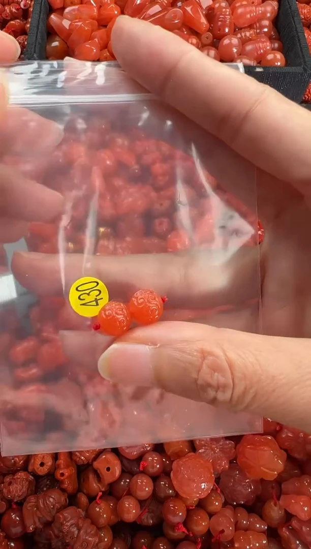 【闪购商品】南红玛瑙颈饰未镶嵌1