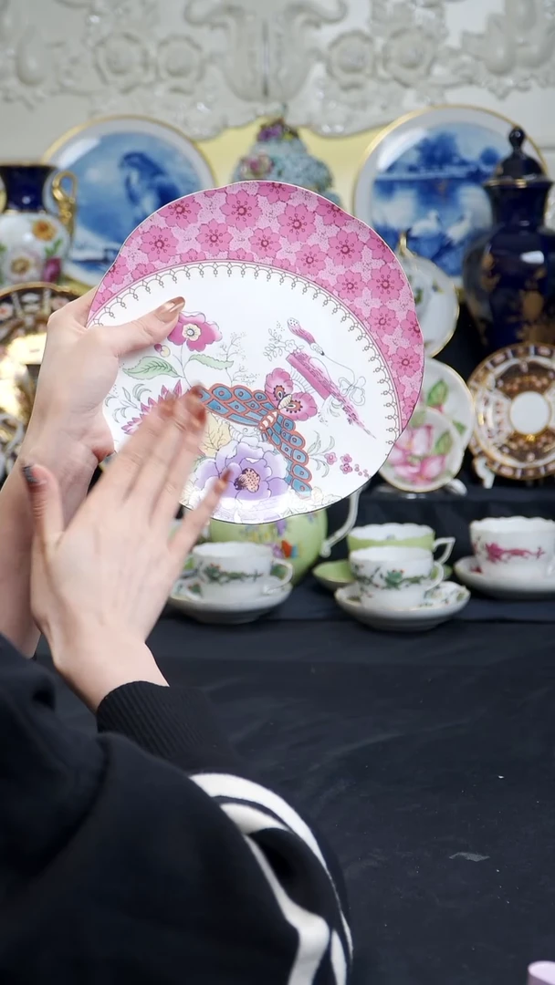 骨瓷婷婷中古器物如图所示92