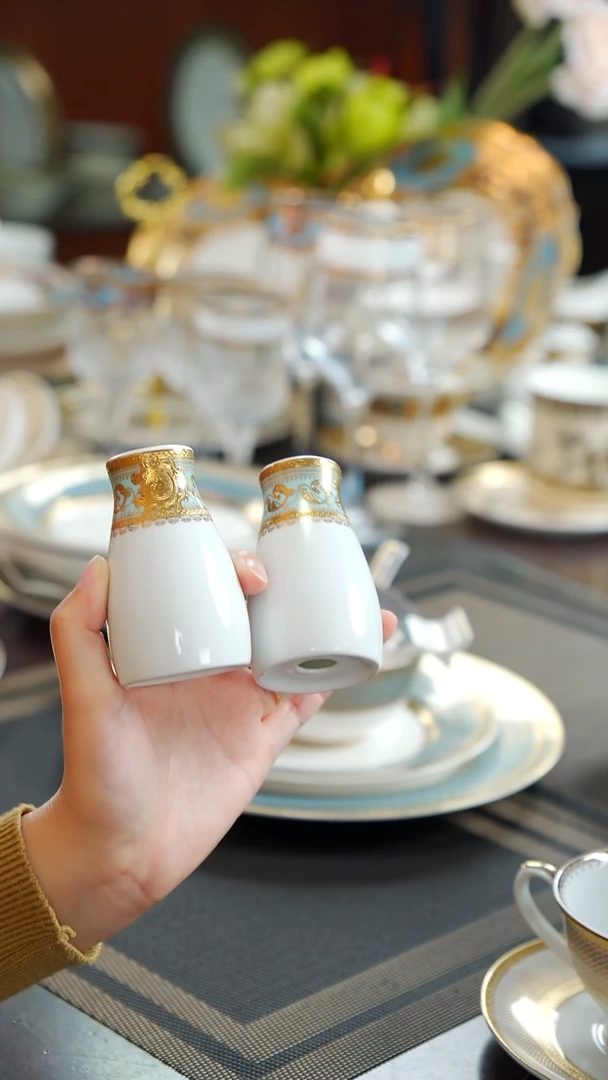 瓷片盐湖罐 2个   福利价