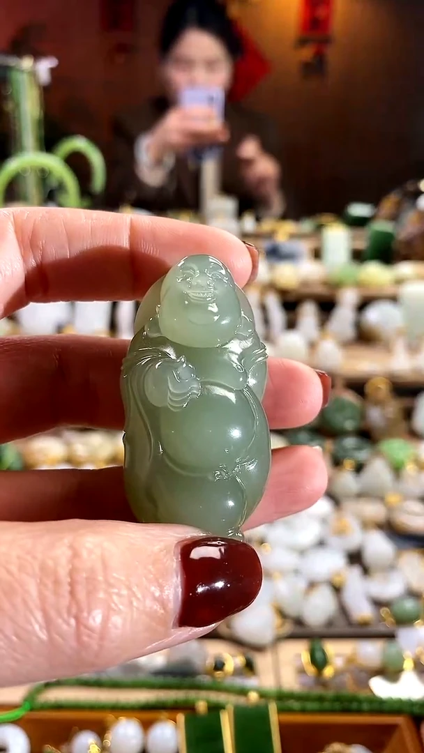 【闪购商品】和田玉吊坠未镶嵌。