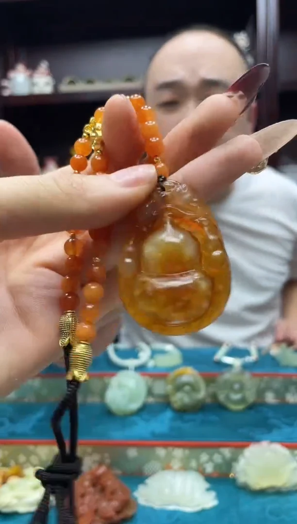 未镶嵌岫玉吊坠·