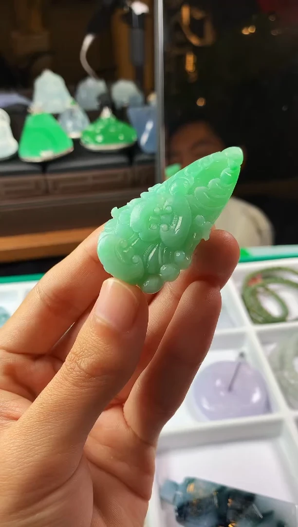 未镶嵌定制翡翠4092毛货不退不换