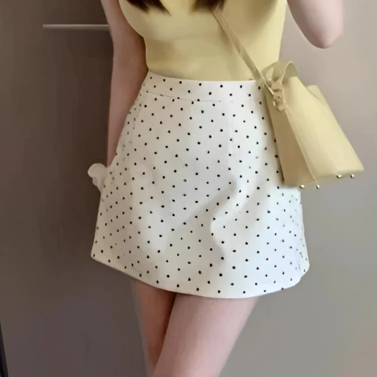 白色波点印花西装短裙女夏季薄款胖mm大码显瘦梨形身材a字半身裙