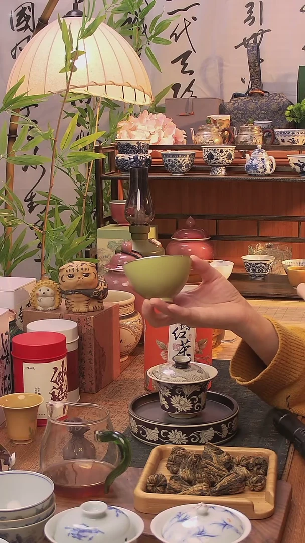 【闪购商品】造繁质器牛油果青花螃蟹鸡心杯100ml