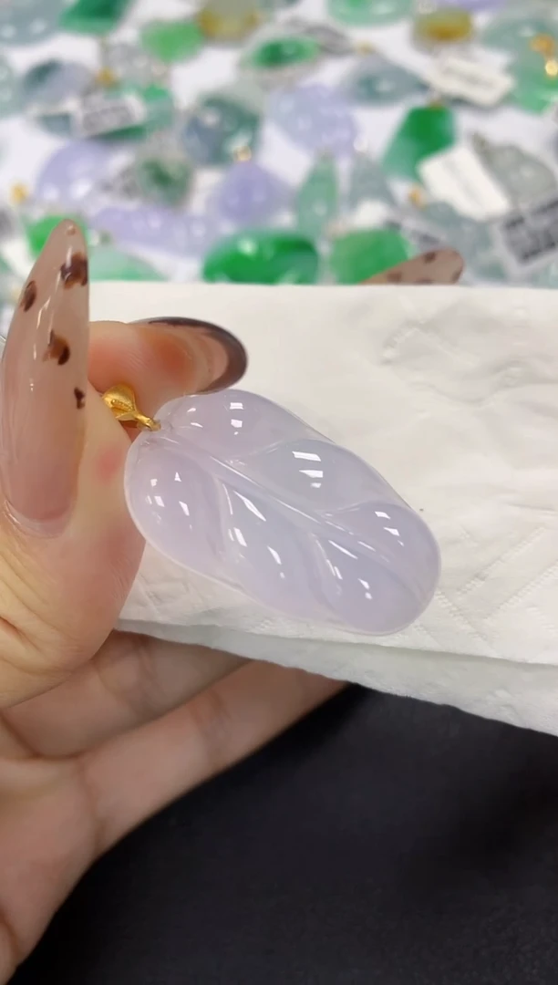 颈饰18K金镶嵌翡翠a货假一赔三支持复检百元上9元证书费自理