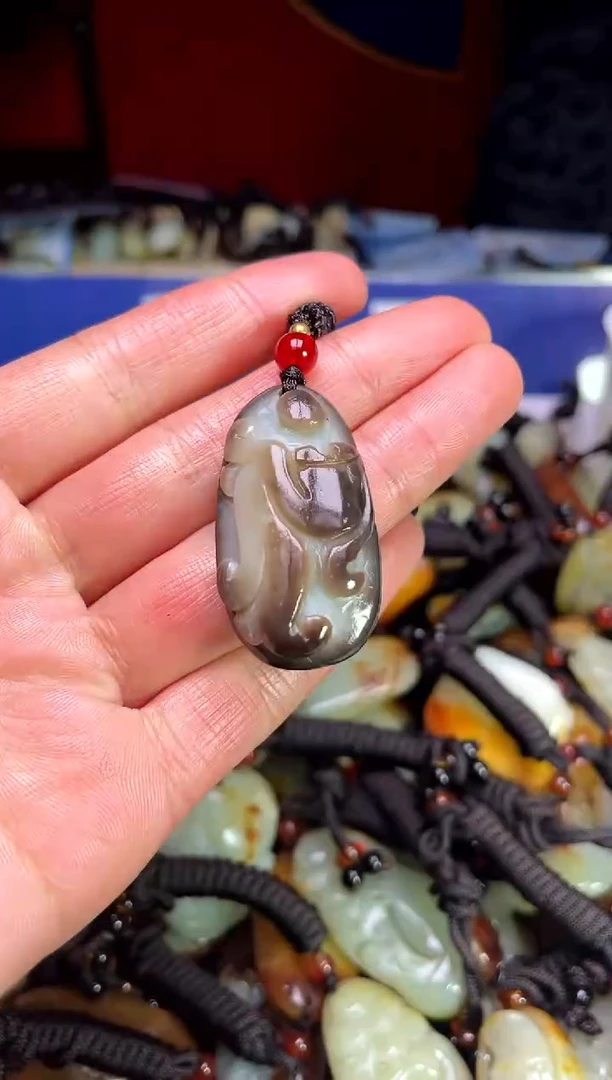 【闪购商品】和田玉颈饰未镶嵌3