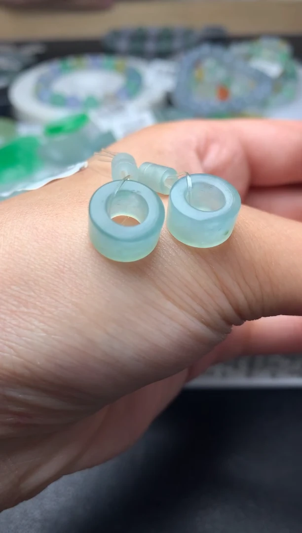 定制翡翠未镶嵌毛货