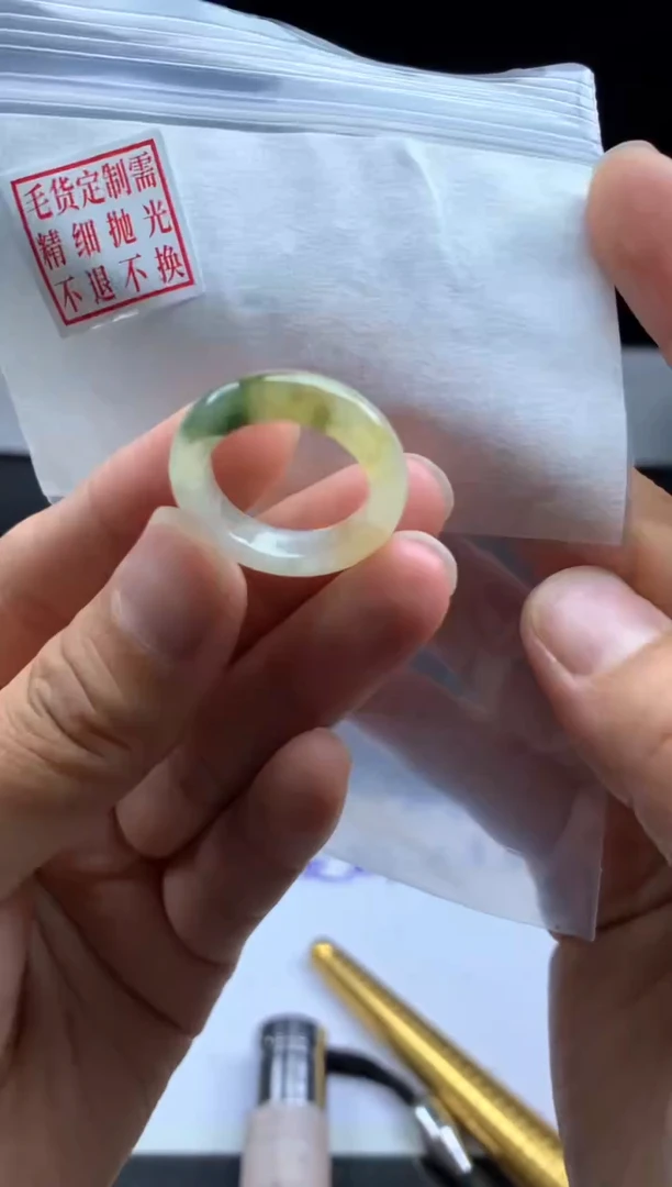 未镶嵌定制翡翠毛货需精细抛光戒圈 15#