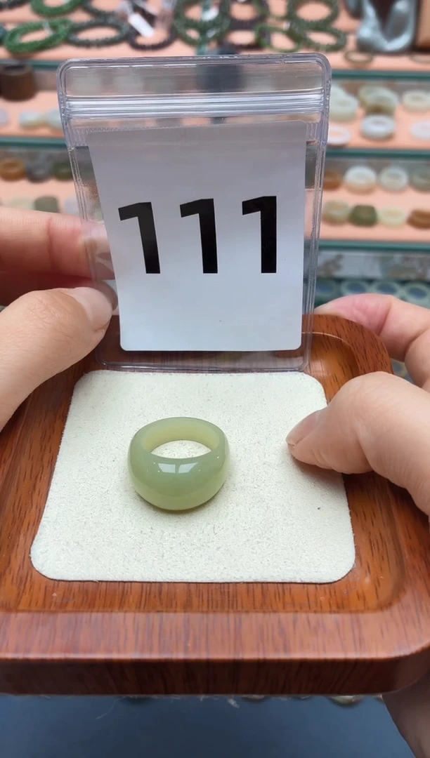 未镶嵌戒圈和田玉17号