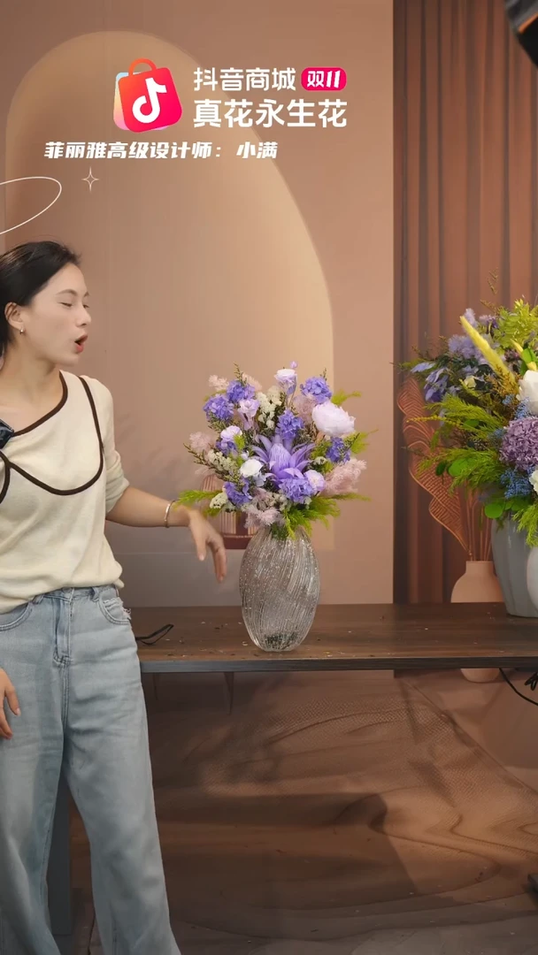 木图片款式：花+花瓶一整套